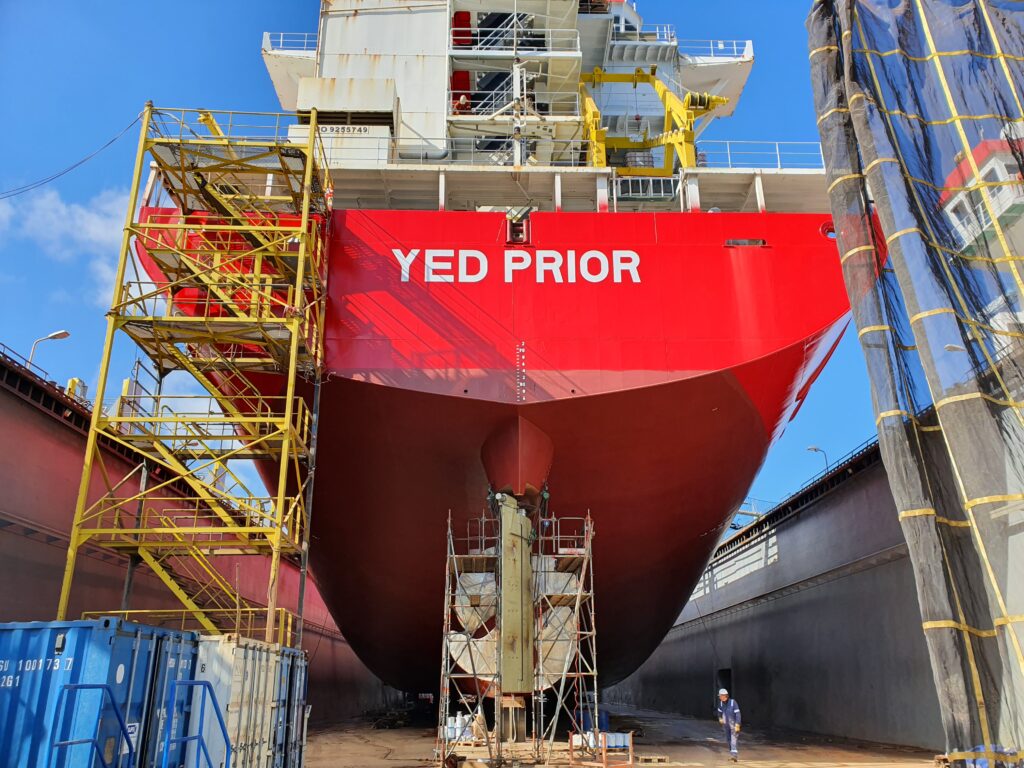 Containerschip YED PRIOR